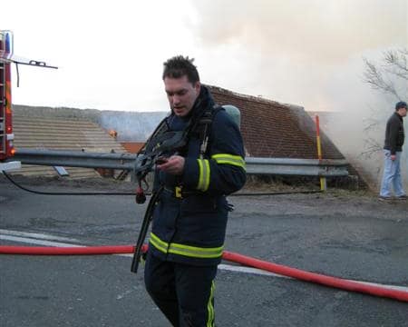 Požar kozolca 12.3.2009 Foto: PGD Postojna, Gantar S., Matičič T. – fotografija 4