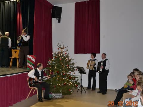 Prednovoletno srečanje 2012 – fotografija 20