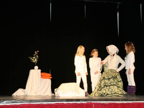 Je zima gospa ali gospodična? (2012) – fotografija 6
