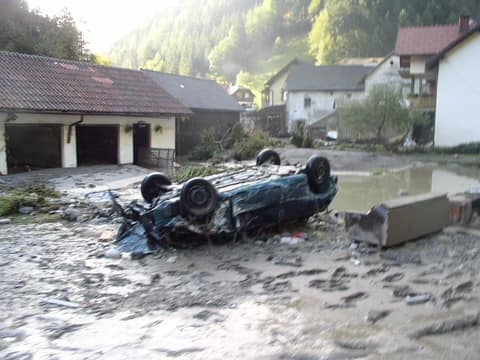 Pomoč v Železnikih
